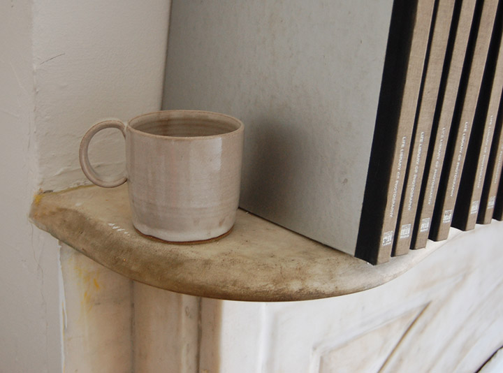 one-to-watch-brooklyn-based-potter-helen-levi-ceramics-3-de-smet-dossier