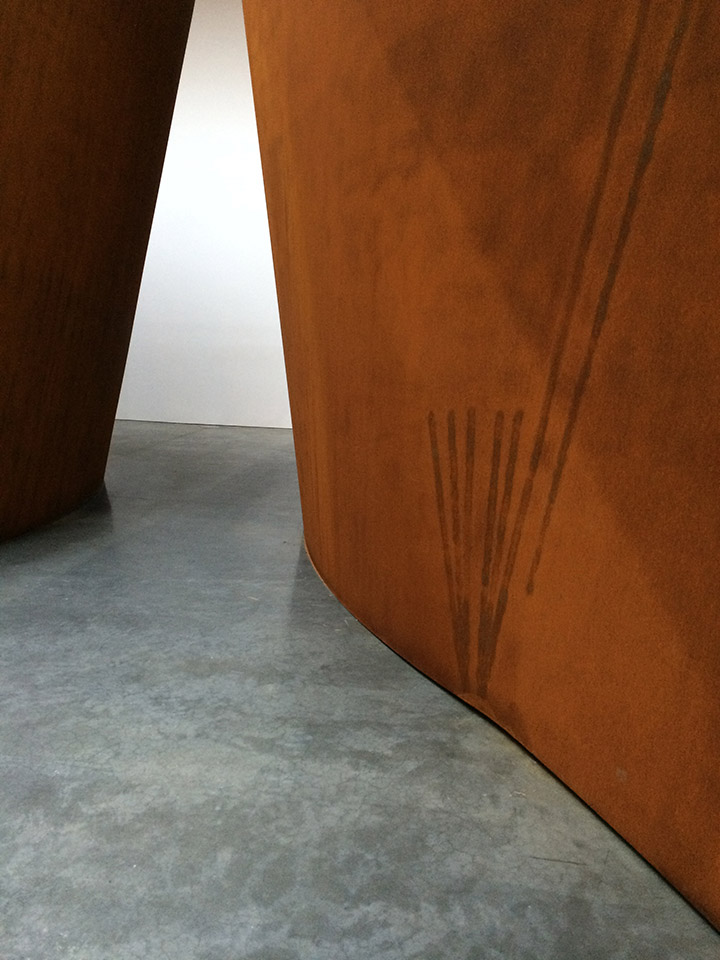 Richard-Serra-Exhibit-NYC-9-de-smet-dossier