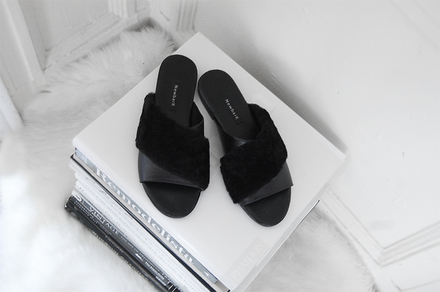 downfall-of-my-5-piece-french-wardrobe-the-real-real-newbark-yasmin-slide-sandals-de-smet-dossierdownfall-of-my-5-piece-french-wardrobe-the-real-real-newbark-yasmin-slide-sandals-de-smet-dossier