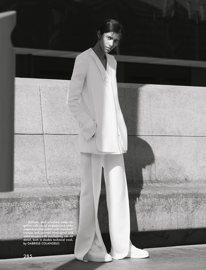 POOJA-MOR-BY-BENJAMIN-ALEXANDER-HUSEBY-STYLED-BY-CAROLINE-NEWELL-FOR-THE-GENTLEWOMAN-FALL-WINTER-2015-5-de-smet-dossier