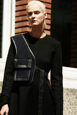 editrial-eclipse-cover-magazine-Carmen-Kass-Celine-4-de-smet-dossier