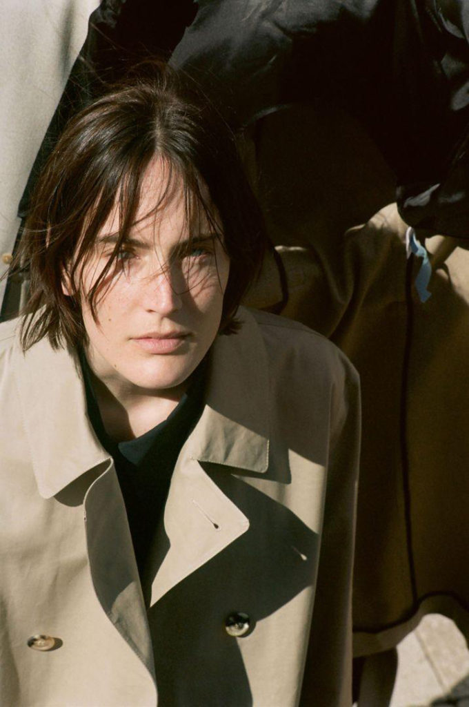 trenchcoat-diaries-the-gentlewoman-editorial-2-de-smet-dossier