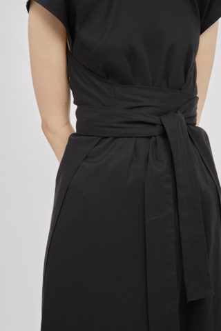14th-transformative-tie-dress-black-wrap-dress-made-in-ny-DE-SMET-6