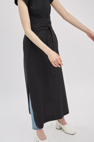 14th-transformative-tie-dress-black-wrap-dress-made-in-ny-DE-SMET-7