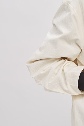 asymmetrical-overcoat-trench-canvas-cream-ivory-coat-de-smet-made-in-new-york-4