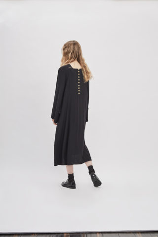 button-up-convertible-dress-poppyseed-black-dress-de-smet-made-in-new-york-7