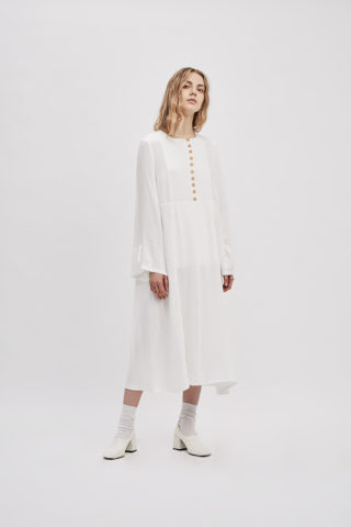 button-up-convertible-dress-starch-white-dress-wear-three-ways-de-smet-made-in-new-york-11