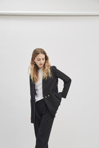 boxy-blazer-seersucker-black-de-smet-made-in-new-york-2