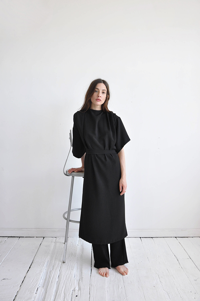 calder-convertible-dress-black-dress-de-smet-dossier