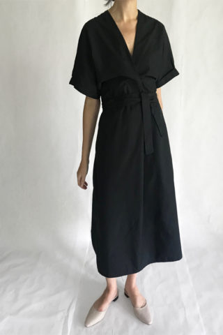 aalto-dress-cotton-poplin-black-dress-poppyseed-made-in-new-york-sustainable-dress-sustainable-fashion-desmet-nyc-3
