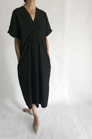 aalto-dress-cotton-poplin-black-dress-poppyseed-made-in-new-york-sustainable-dress-sustainable-fashion-desmet-nyc-4