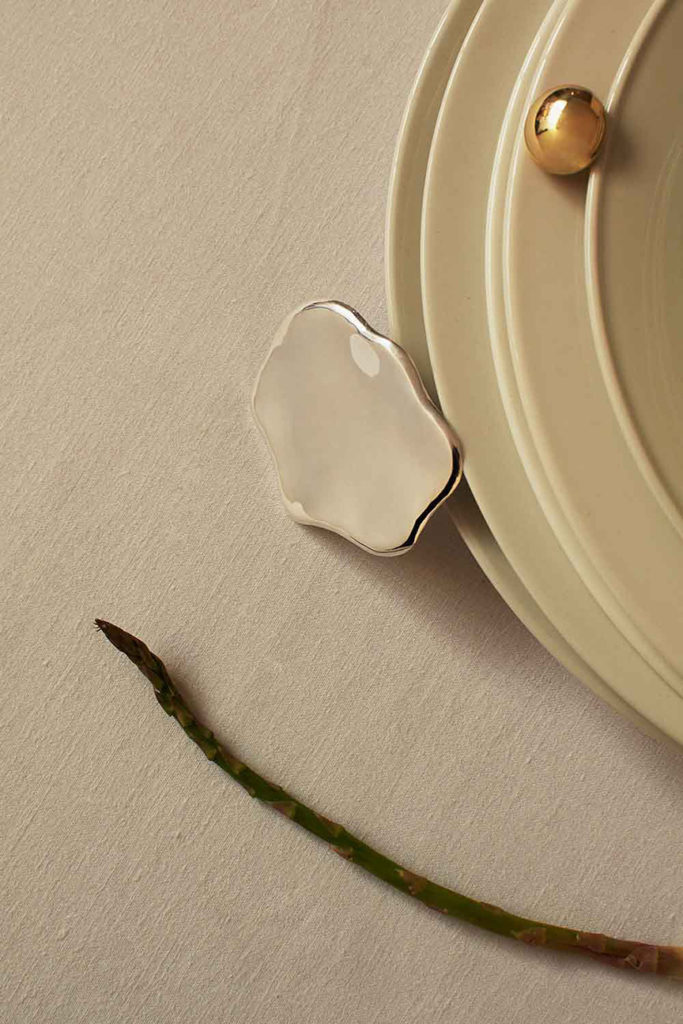 All-Blues-Egg-Jewels-4-de-smet-dossier