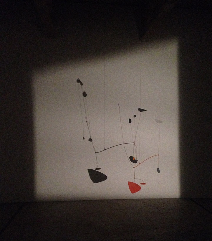 Calder-Shadows-10-de-smet-dossier