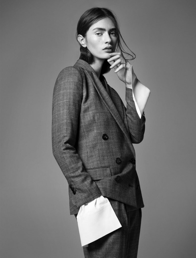 Styleby-magazine-editorial-new-suit-silhouettes-styled-by-Alexandra-Carl-4-de-smet-dossier