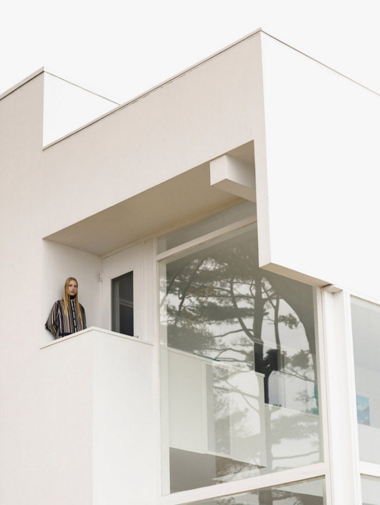 Wallpaper-Magazine-March-2016-between-the-lines-5-de-smet-dossier