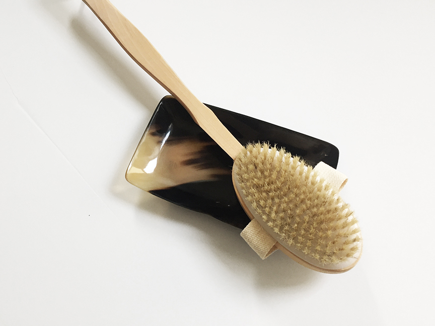 beauty-supply-dry-brushing-non-toxic-beauty-clean-beauty-de-smet-dossier