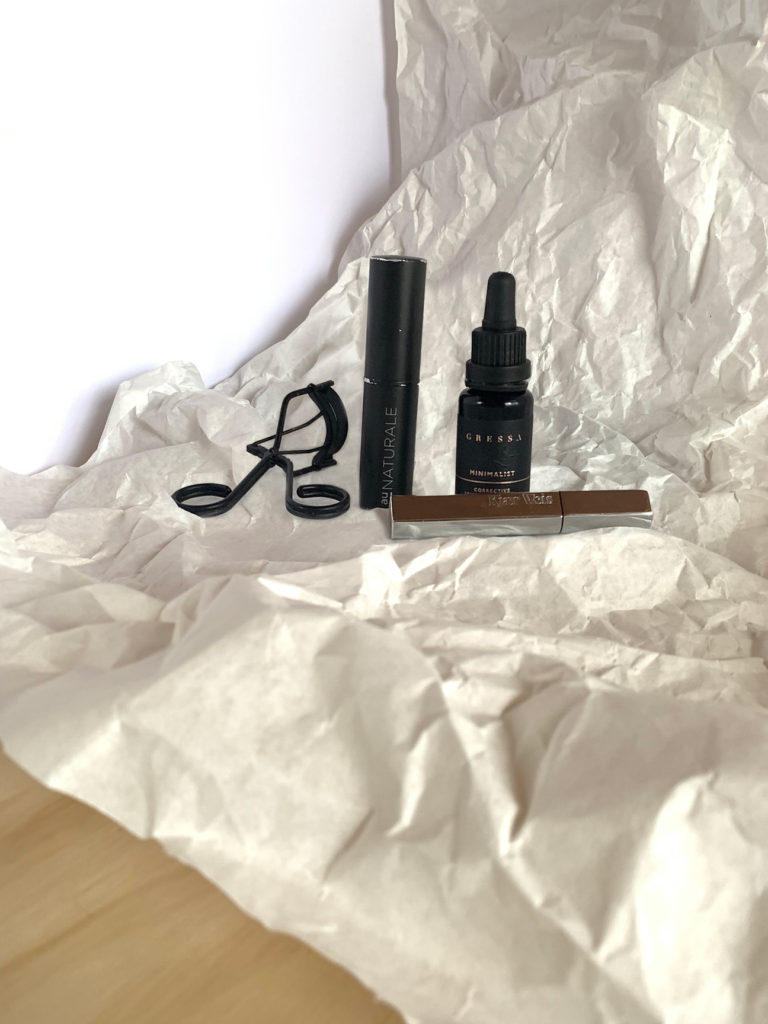 clean-beauty-staples-au-natural-gressa-kjaer-weis-surratt-relevee-eyelash-curler-de-smet-dossier