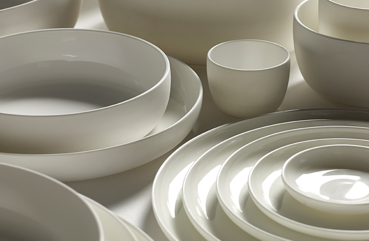 roundup-everyday-white-dishes-serax-piet-boon-de-smet-dossier