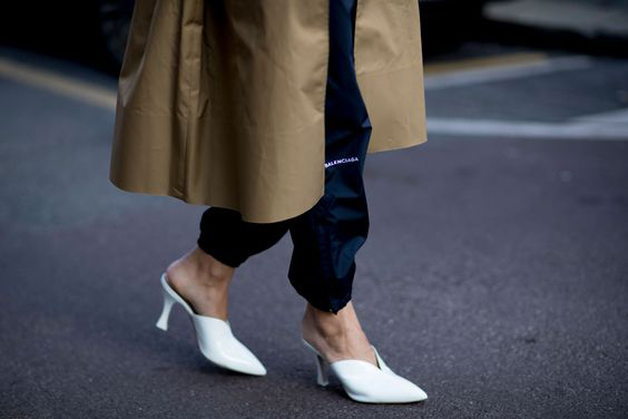 white-mules-milan-elle-street-style-de-smet-dossier