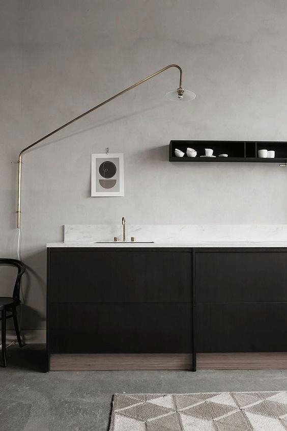 cabin-fever-black-kitchen-cabinets-minimal-modern-kitchen-interior-design-6-de-smet-dossier