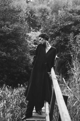 CO-PRE-FALL-21-quarantine-style-6-de-smet-dossier