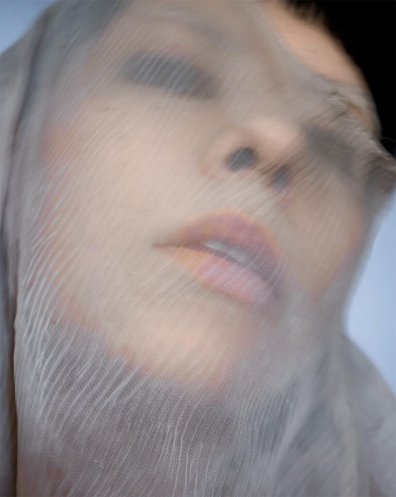 one-to-watch-miah-nizhoni-mccarthy-art-director-nyc-photographer-stylist-2-de-smet-dossier