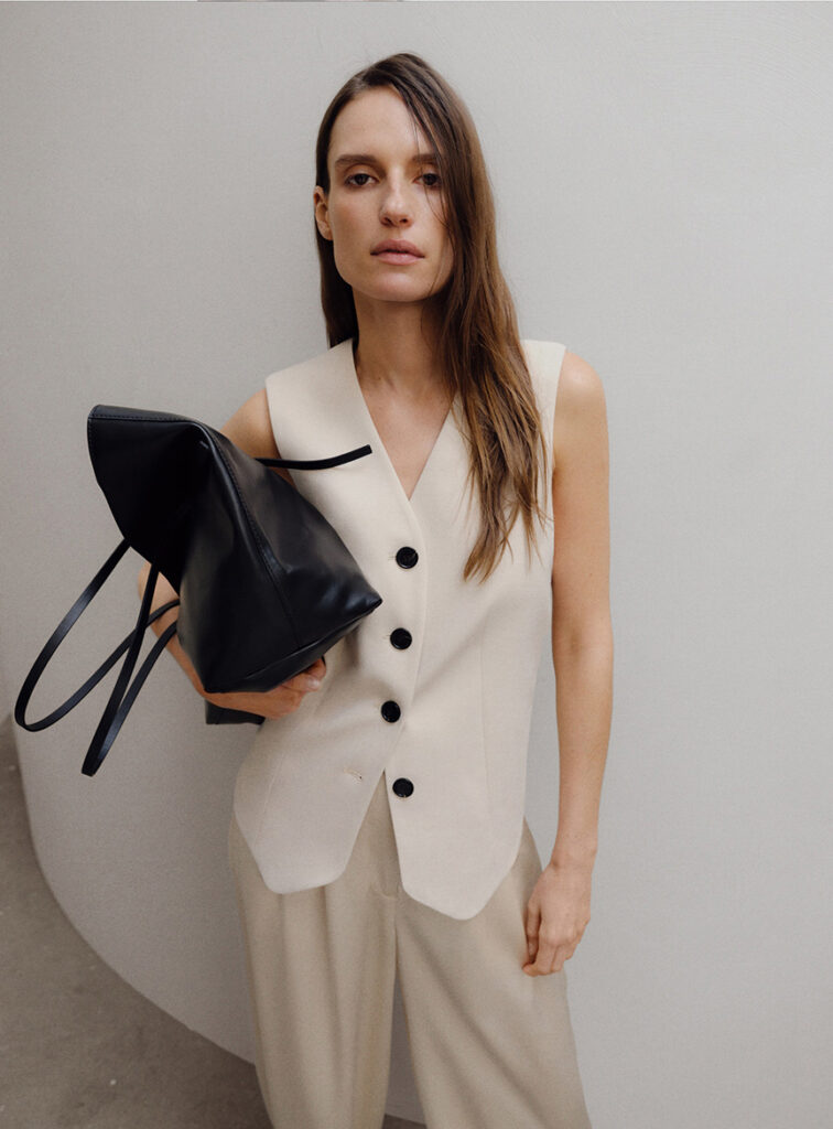 by-malene-birger-fall-2021-copenhagen-fashion-week-sustainable-fashion-8-de-smet-dossier