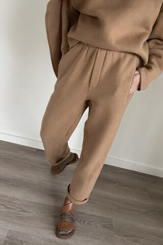 brancusi-walnut-pull-on-pant-ethical-sustainable-made-in-ny-3-desmet-nyc