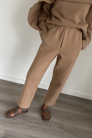brancusi-walnut-pull-on-pant-ethical-sustainable-made-in-ny-desmet-nyc