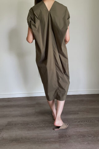DE-SMET-Noguchi-Dress-Thyme-Sustainable-Cotton-Dress-Made-in-New-York-2