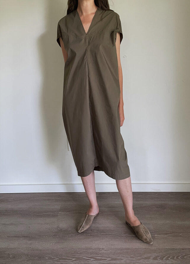 DE-SMET-Noguchi-Dress-Thyme-Sustainable-Cotton-Dress-Made-in-New-York-9