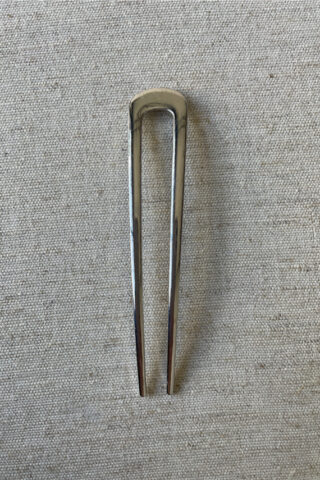 VINTAGE METAL HAIR PIN | SILVER TONE
